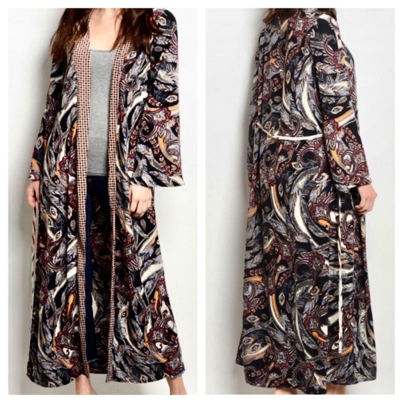Nordstrom Tops - Nordstrom’s Indie paisley & peacock kimono duster